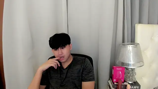 davincihugecock 在線直播表演