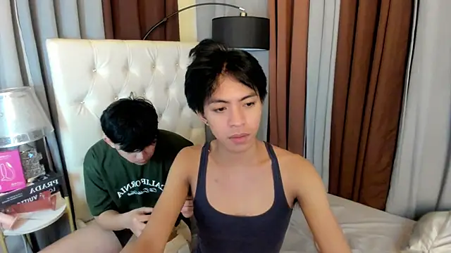 davincihugecock Pertunjukan Webcam