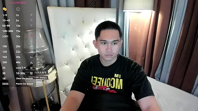 davincihugecock Pertunjukan Webcam