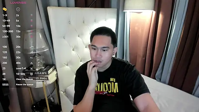 davincihugecock Pertunjukan Webcam