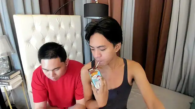 davincihugecock Pertunjukan Webcam