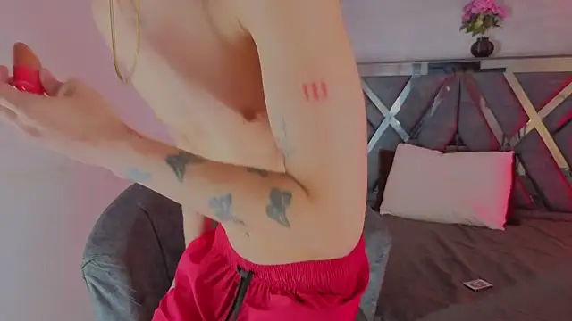 nova_salvatore Webcam Show