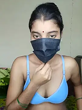 Erotic-Girl Show in webcam