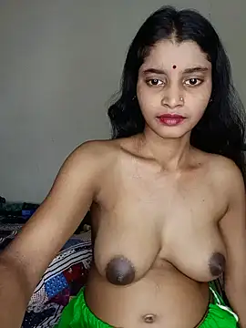 Erotic-Girl Adlı Modelin Web Kamerası Şovu