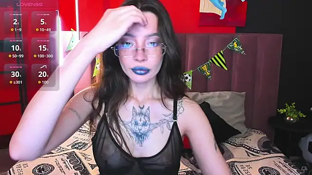 IvyDainty Chat XXX live