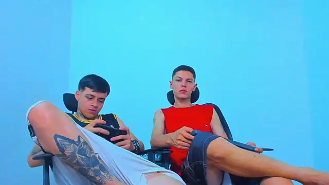 Вебкам-шоу Thomas-Wil
