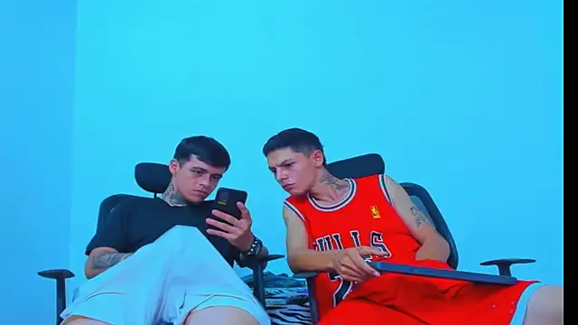 Thomas-Wil webcam show