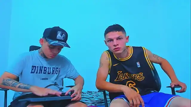 Show modela Thomas-Wil na web-kameri