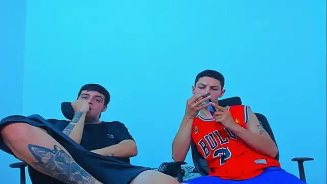 הופעת וובקאם של Thomas-Wil