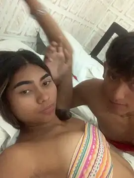 GeorgiandCoi – Naživo XXX chat