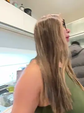 maferalvarexxx 网络视讯表演
