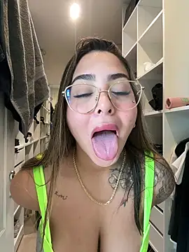 Webkamerová show maferalvarexxx