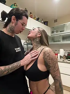 Show modela maferalvarexxx na web-kameri