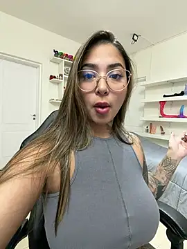 הופעת וובקאם של maferalvarexxx
