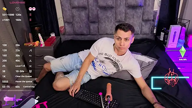 LeoMonnroe XXX чат на живо
