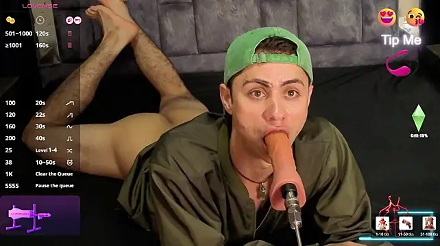 Show de LeoMonnroe na webcam