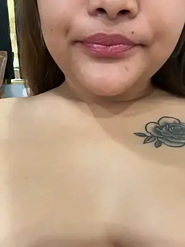 Rosy_BabyDoll Webcamshow