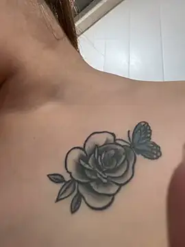 Rosy_BabyDoll: вебкам-шоу