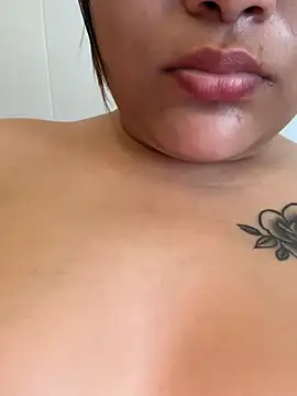 Pink_BabyDoll's Webcam Show