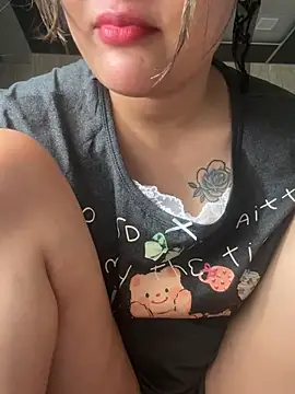 Pink_BabyDoll Show in webcam