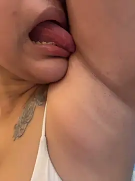 Myra_Exclusive ওয়েবক্যাম শো