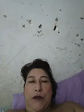 Chat +18 de PatriciaGrajales ao vivo