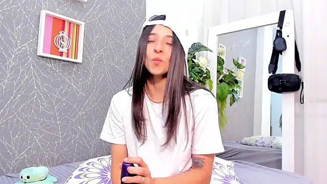 ViictoriiaSaenz 라이브 XXX 채팅