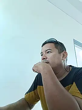 Show modela Romeo_sex15 na web-kameri