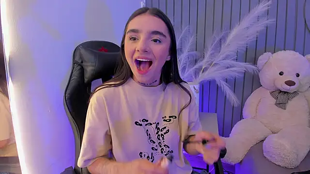 Abriil_cutee – Naživo XXX chat