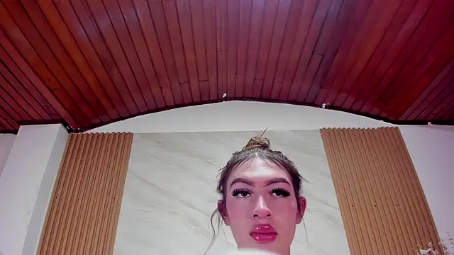 lizz_lunna Adlı Modelin Web Kamerası Şovu