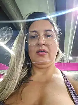 Chatroom XXX en direct de BellaFortuneGaucha