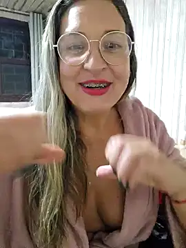 BellaFortuneGaucha Adlı Modelin Canlı XXX Sohbeti
