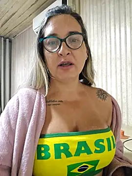 Show de BellaFortuneGaucha na webcam