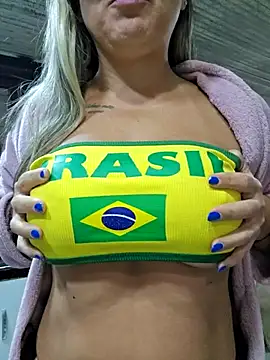 Chat +18 de BellaFortuneGaucha ao vivo