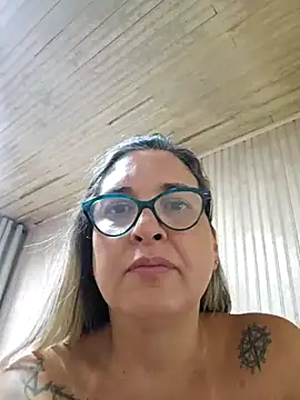 Show de BellaFortuneGaucha na webcam