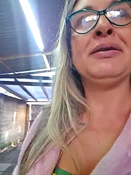 Chat +18 de BellaFortuneGaucha ao vivo