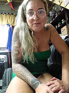 Chat +18 de BellaFortuneGaucha ao vivo