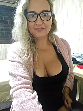 BellaFortuneGaucha's Live XXX Chat
