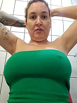 Chat +18 de BellaFortuneGaucha ao vivo