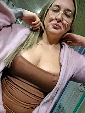 Show de BellaFortuneGaucha na webcam