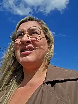 Chat +18 de BellaFortuneGaucha ao vivo