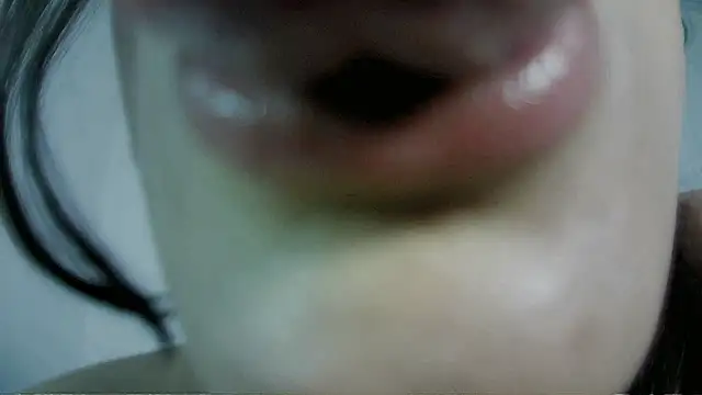 Mia_Suarez7のライブXXXチャット