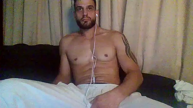Maxpac_roccox Webcam show