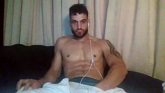 Maxpac_roccox webcam show