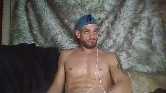 Maxpac_roccox Show in webcam