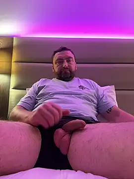 PrivateJohn11's Webcam Show