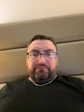 PrivateJohn11 Show in webcam