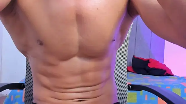 Adonys_Lewis_ Pertunjukan Webcam