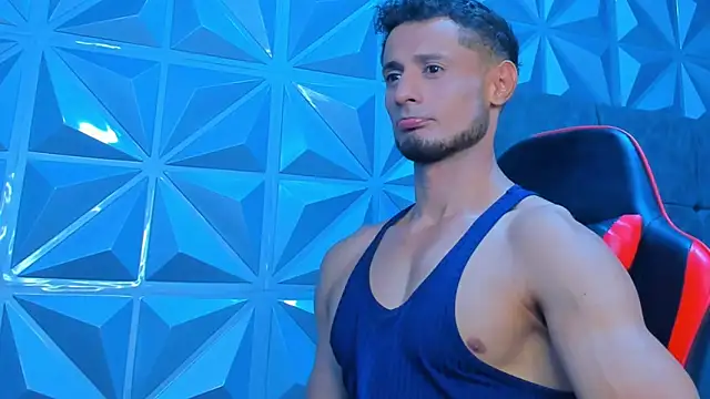Adonys_Lewis_ Pertunjukan Webcam