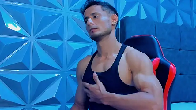 Adonys_Lewis_ Pertunjukan Webcam